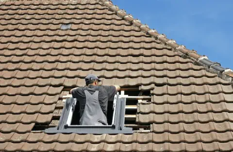 Pose de velux à Montrelais